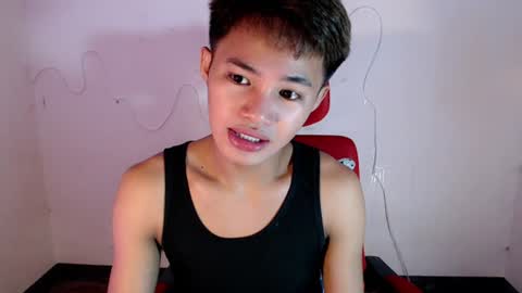 Snapshot of asian_lover05 chatting on 06/28/26, 04:46 asian_lover05 online show from 06/28/26, 04:46