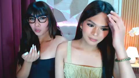 mooreen online show from 04/25/26, 01:41