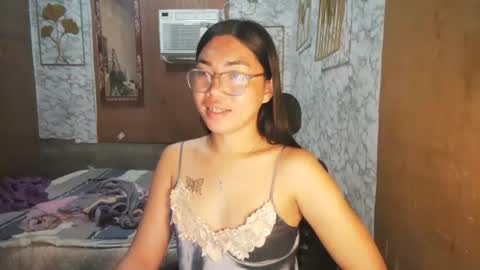 Rhean online show from 10/20/25, 12:22