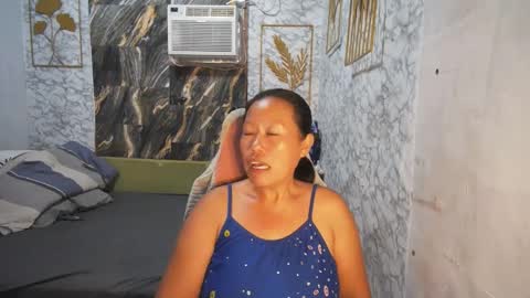 Snapshot of asian_salya chatting on 05/13/26, 02:42 asian_salya online show from 05/13/26, 02:42