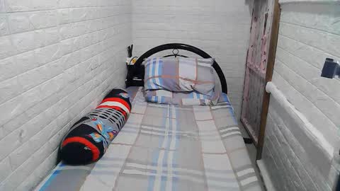 Trixie online show from 10/17/25, 06:10