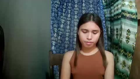 Sofia online show from 04/17/26, 07:11