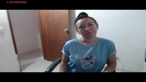 Damara Roland online show from 04/18/26, 09:26