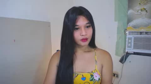 Yan online show from 10/26/25, 04:07