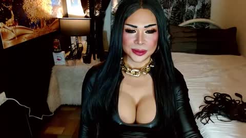 Snapshot of asianassetxxx chatting on 03/10/26, 06:57 nicole online show from 03/10/26, 06:57