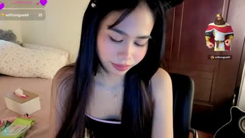 candy online show from 06/25/26, 12:21