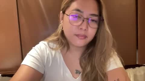 Snapshot of asianbunny10 chatting on 04/30/26, 02:45 Curvy online show from 04/30/26, 02:45