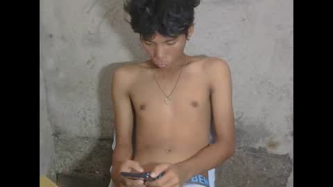 Isan online show from 12/01/25, 04:06