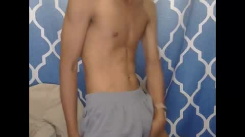 Isan online show from 04/13/26, 02:11