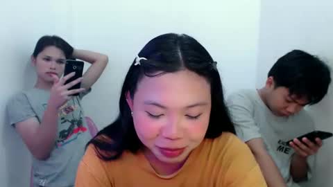 Snapshot of asiancutie0 chatting on 02/17/25, 08:09 online show from 02/17/25, 08:09