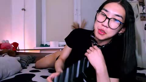 asiancvnt online show from 02/11/26, 08:47