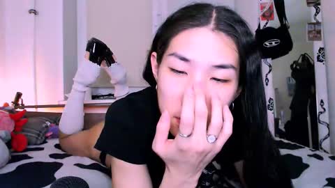 asiancvnt online show from 02/16/26, 10:06