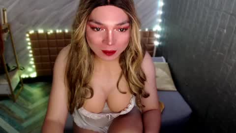 BELLA NOTCH online show from 04/05/26, 05:21