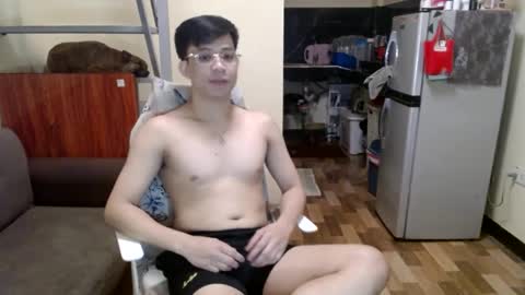 asiandreamboyx online show from 02/03/25, 12:03