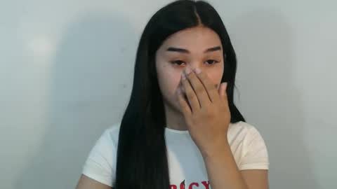 Snapshot of asiangirl_rhian chatting on 09/13/25, 05:40 goddes rhian online show from 09/13/25, 05:40