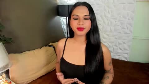 JULIA online show from 11/06/25, 09:43