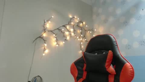 AMARA online show from 01/11/26, 01:27