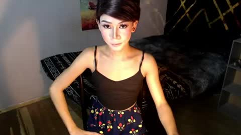 Snapshot of asianpetitehugecock chatting on 06/16/26, 02:36 AGATHA online show from 06/16/26, 02:36