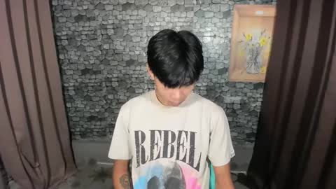 Snapshot of asianplayboyx chatting on 10/15/25, 06:30 mark online show from 10/15/25, 06:30