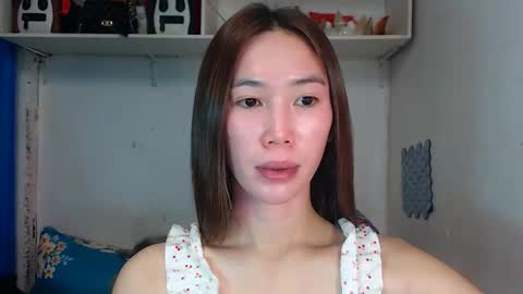 Snapshot of asianqt19 chatting on 05/09/26, 05:56 J A D E online show from 05/09/26, 05:56