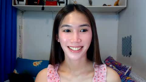 J A D E online show from 07/04/26, 08:09