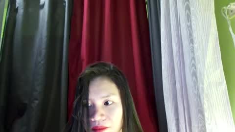 Snapshot of asiansluttyxx chatting on 01/29/25, 03:01 JEAN online show from 01/29/25, 03:01
