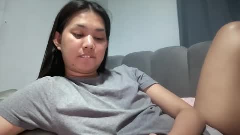 Snapshot of asiansweet_lily chatting on 06/09/26, 01:56 Lily online show from 06/09/26, 01:56