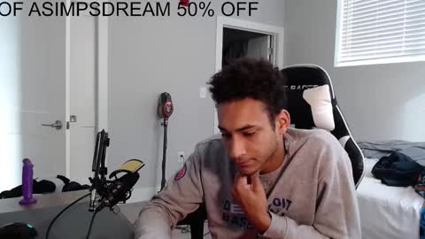 Snapshot of asimpsdream chatting on 11/11/25, 03:12 asimpsdream online show from 11/11/25, 03:12