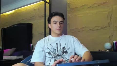 Aslan  online show from 03/14/26, 03:45