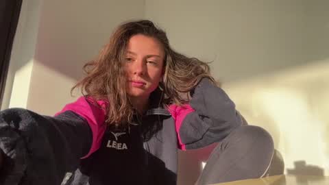 Monica  online show from 07/05/26, 04:07