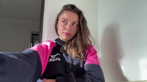 Monica  online show from 07/10/26, 04:28