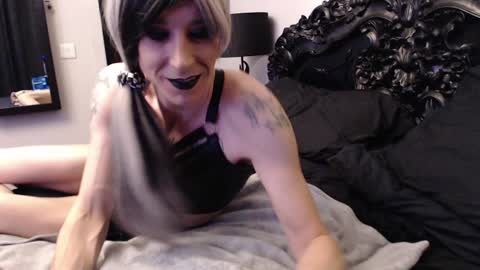 asluttyrose online show from 12/18/24, 08:36