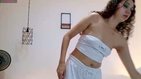 aslysande online show from 06/23/26, 05:27