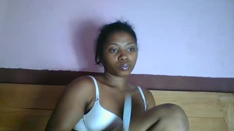 asmiraa online show from 03/08/26, 09:51