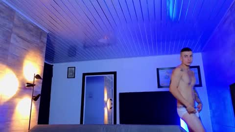 Snapshot of asmodeo_cox chatting on 02/13/25, 02:12 Asmodeo  -   online show from 02/13/25, 02:12