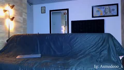 Snapshot of asmodeo_cox chatting on 10/01/25, 09:15 Asmodeo  -   online show from 10/01/25, 09:15