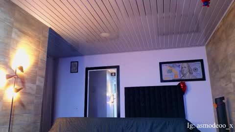 Snapshot of asmodeo_cox chatting on 10/17/25, 02:26 Asmodeo  -   online show from 10/17/25, 02:26