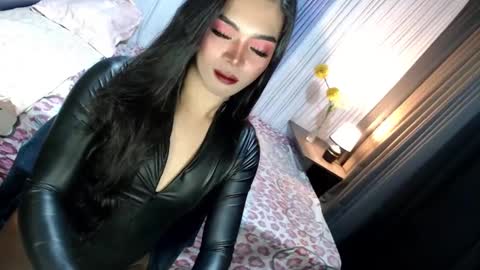 Margaux Miller online show from 02/16/25, 05:48