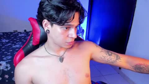 Snapshot of asmodeuszz chatting on 05/09/26, 01:00 asmodeuszz online show from 05/09/26, 01:00