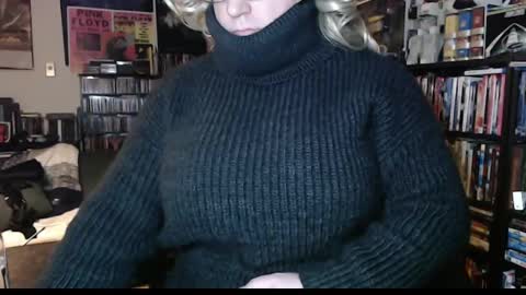 Aspen Vale online show from 12/05/24, 01:47