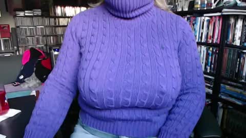 Aspen Vale online show from 09/17/25, 10:22