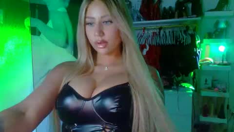 iwantaspen online show from 01/11/25, 02:09