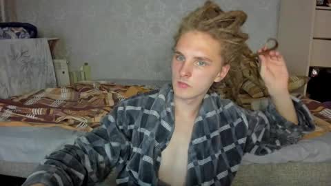 Snapshot of asphalt_surfer chatting on 10/01/25, 05:08 asphalt surfer online show from 10/01/25, 05:08