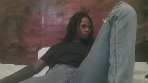 alisha online show from 04/19/26, 07:51