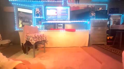 SIR WILLIAM online show from 03/31/26, 07:09