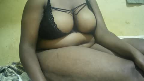 Snapshot of assbaby5 chatting on 10/28/25, 12:58 assbaby5 online show from 10/28/25, 12:58