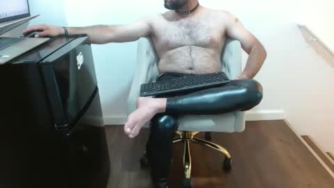 latex online show from 09/18/25, 10:34