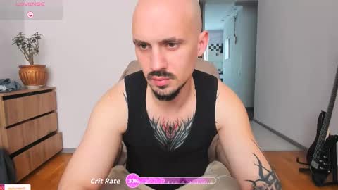 asshunter4k online show from 10/08/25, 09:07