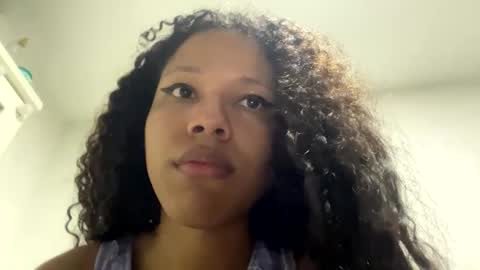 assiavilla1 online show from 02/24/25, 02:19