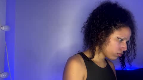 assiavilla1 online show from 02/27/25, 04:20